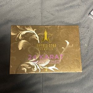 Jeffree Star 24 karat highlighter pallete